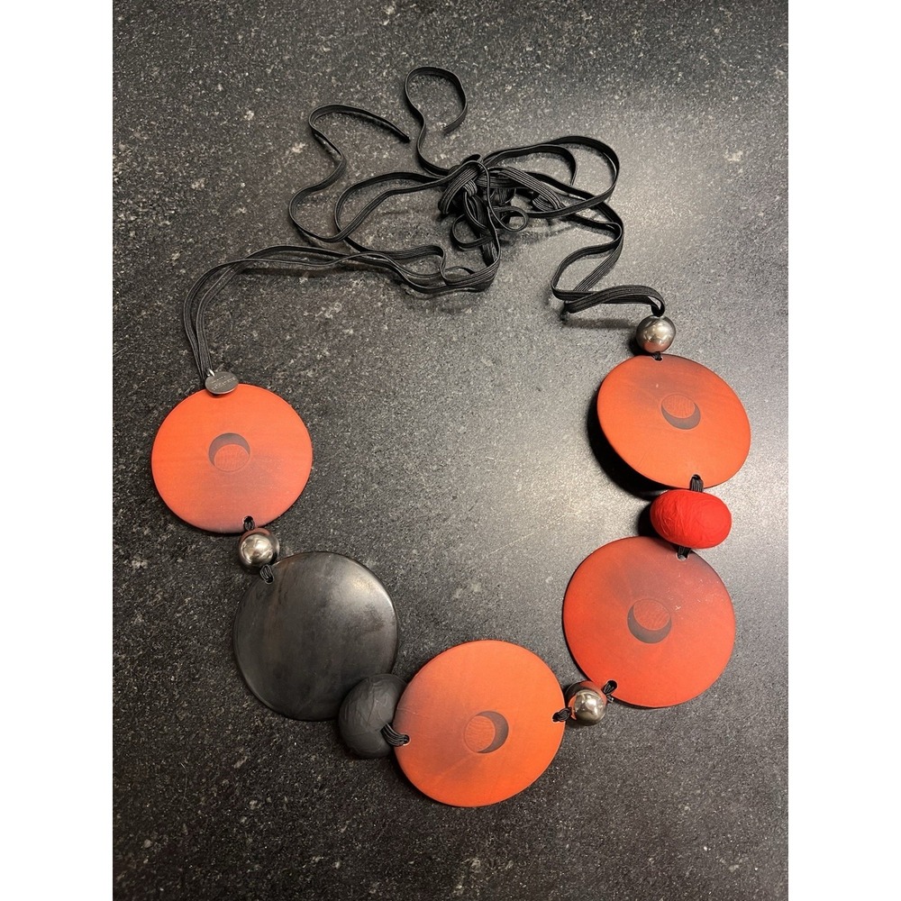 Maria Calderara Modernist Red & Black Resin Disc‎ Necklace Handmade In Venice